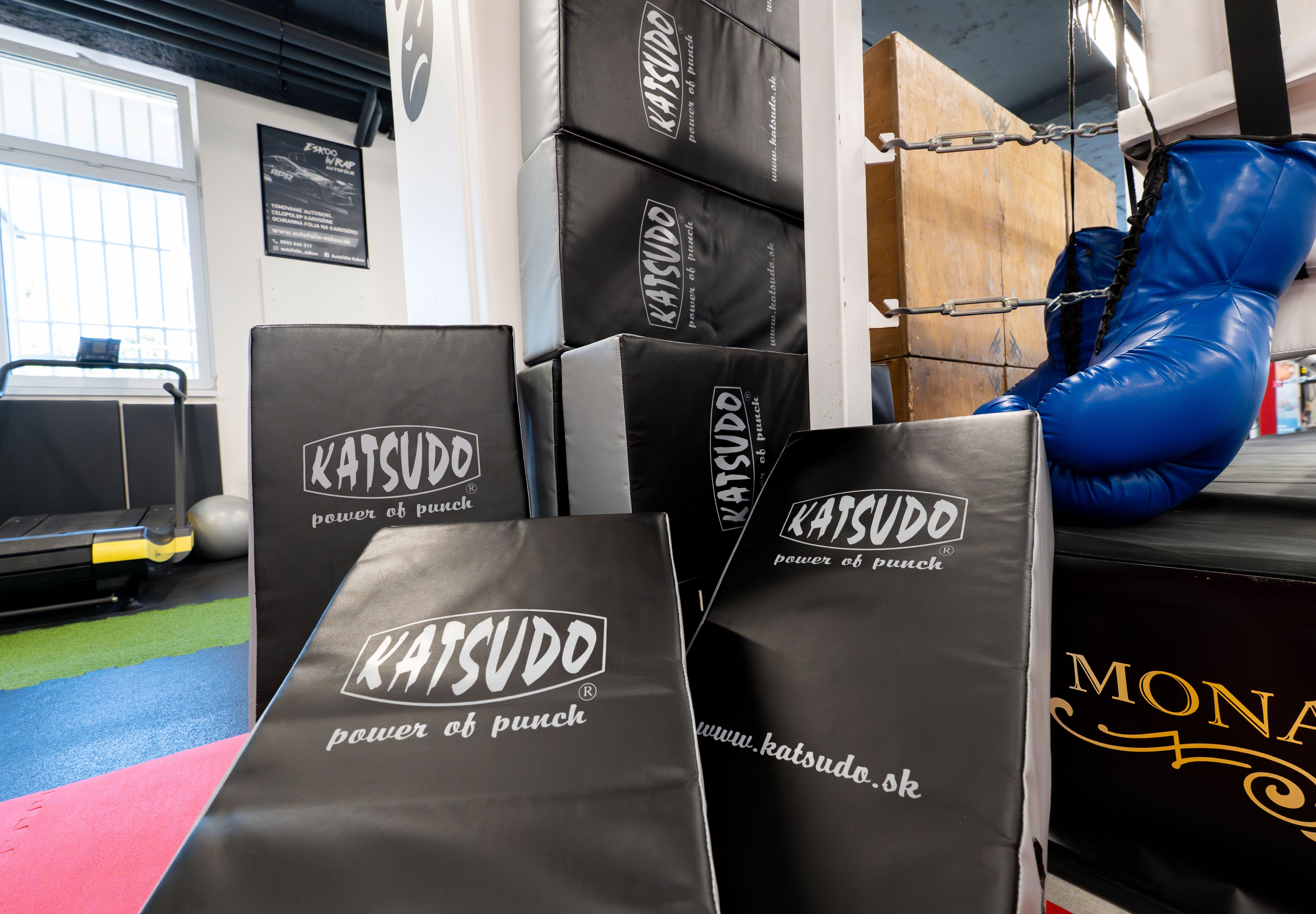 Katsudo Darenza makiwara 75x35x15
