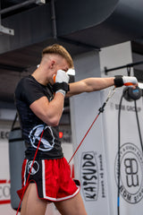 Katsudo Huricane pantalones cortos de muay thai, rojos