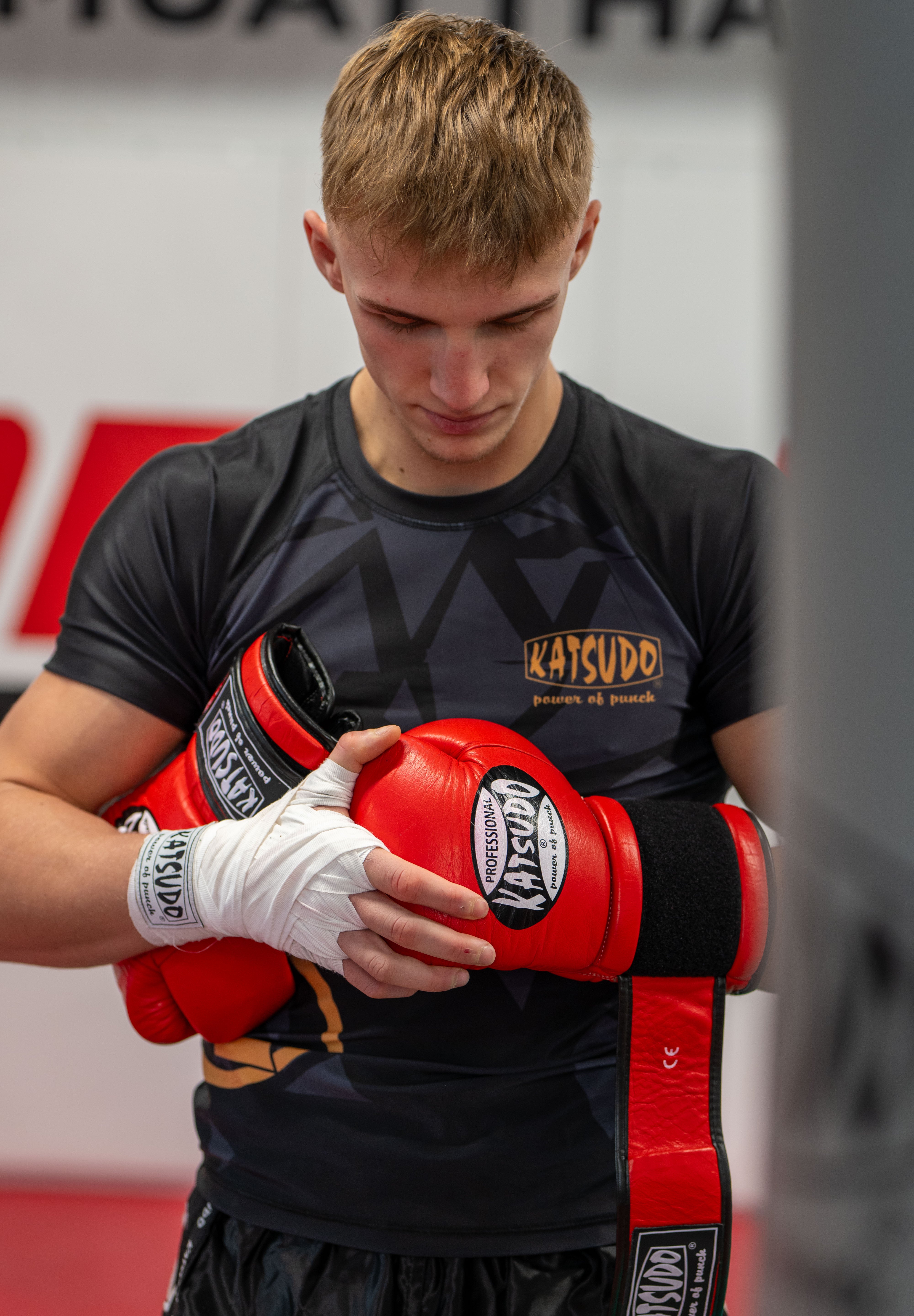 Katsudo Profesional guantes de boxeo, rojos