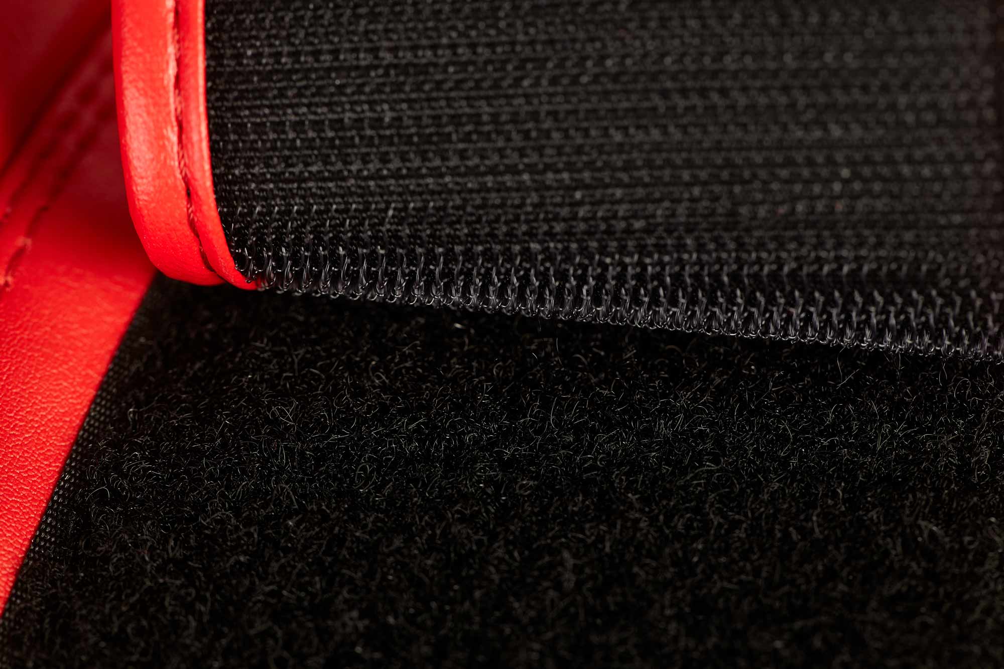 Adidas IBA guantes de boxeo, rojos