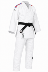 Adidas Champion III IJF Slim Fit JU kimono con franjas de selección 730g, blanco