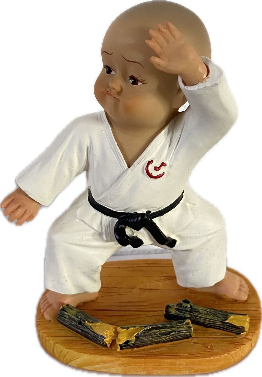 Katsudo Kansei figura de karateka