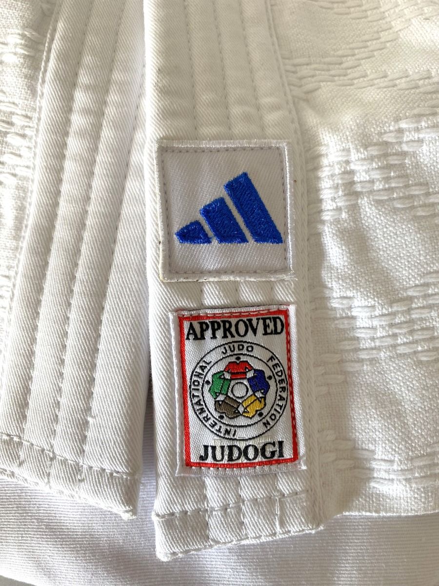 Adidas Champion III SVK Slim Fit JU kimono 750g, blanco