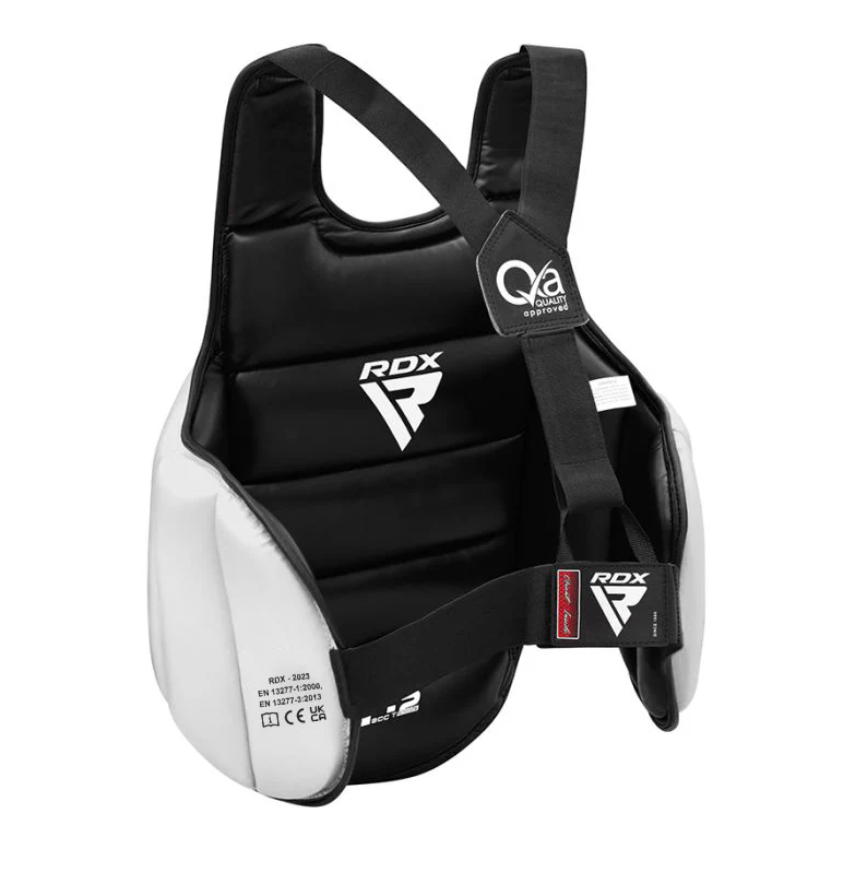 RDX protector de pecho de karate reversible, negro-blanco